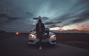 mercedes_man_mask_147880_300x188