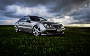 mercedesbenz_mercedes_car_316978_300x188